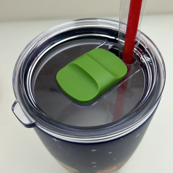 Snoopy Peanuts Christmas cup with lid and straw Zrike Brands by R Squared - Picture 13 of 16